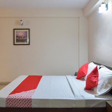 Oyo 15149 Hotel Ajoy Minar Mandarmani Buitenkant foto
