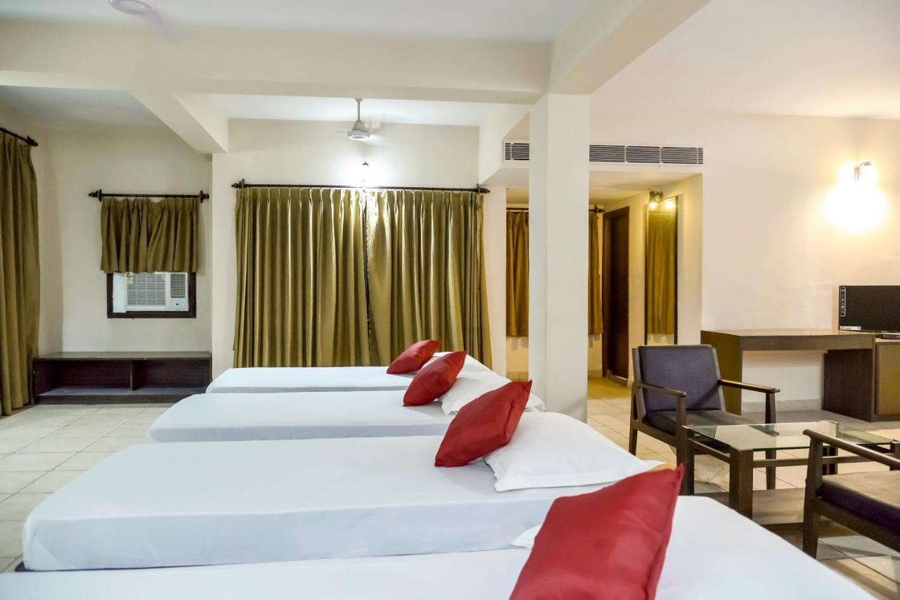 Oyo 15149 Hotel Ajoy Minar Mandarmani Buitenkant foto