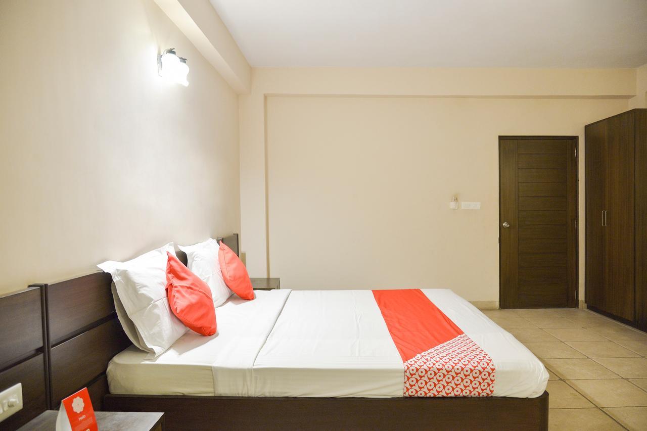 Oyo 15149 Hotel Ajoy Minar Mandarmani Buitenkant foto