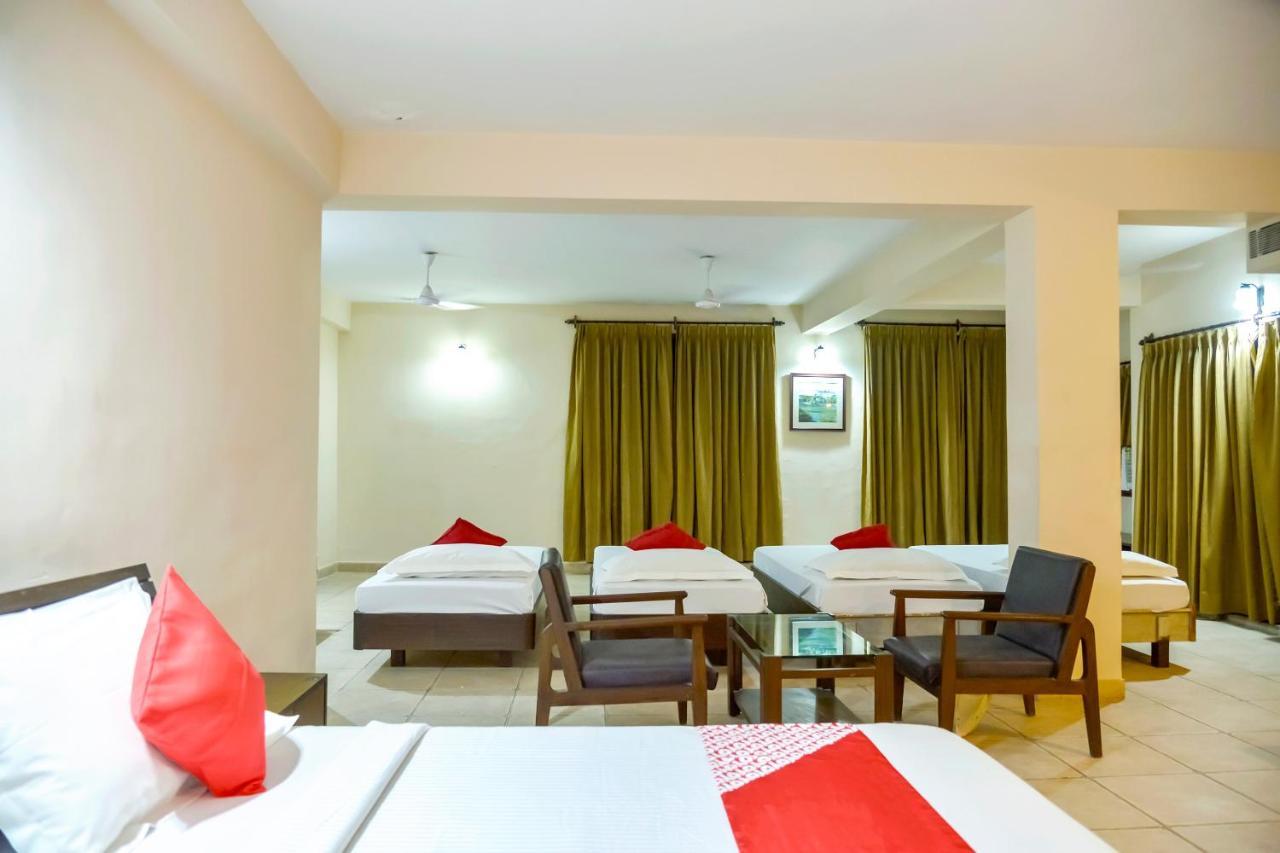 Oyo 15149 Hotel Ajoy Minar Mandarmani Buitenkant foto
